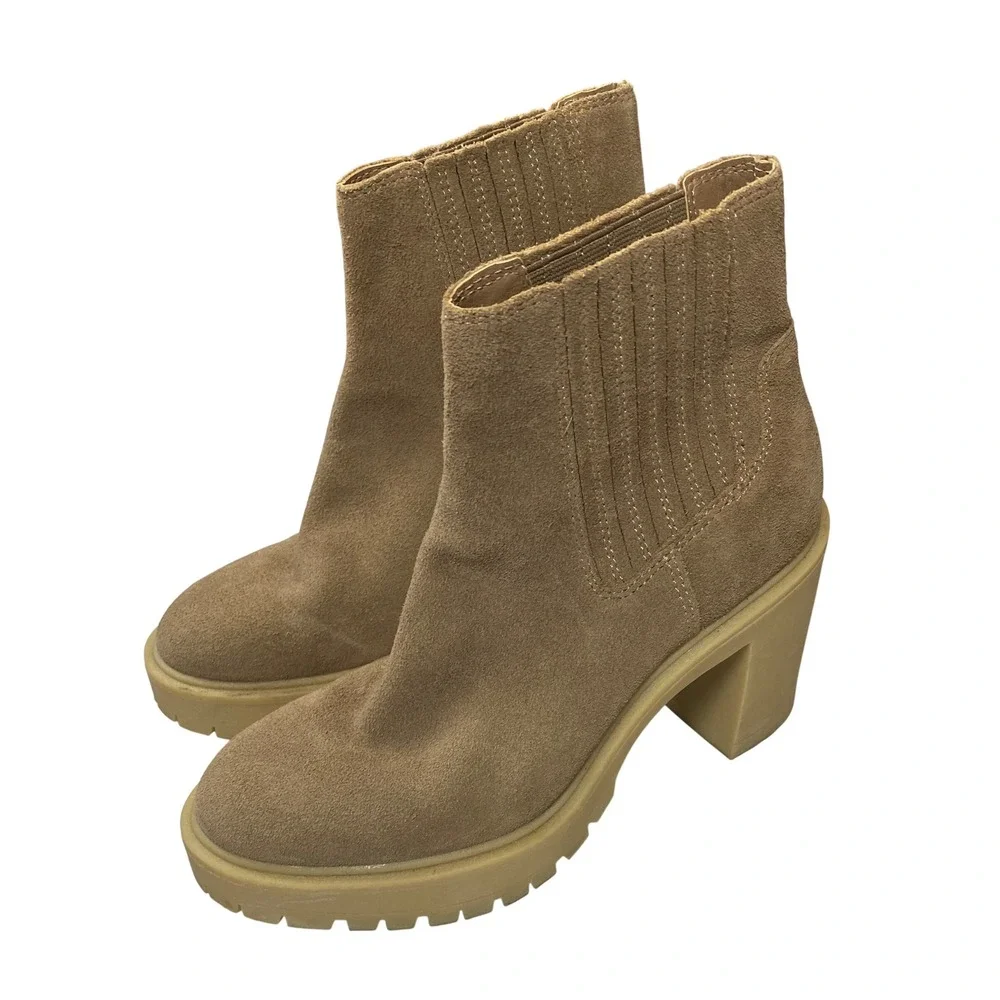 Dolce Vita Chelsea Boot Suede Block Heel Lug Sole Ankle Boots Tan Women's Size 7